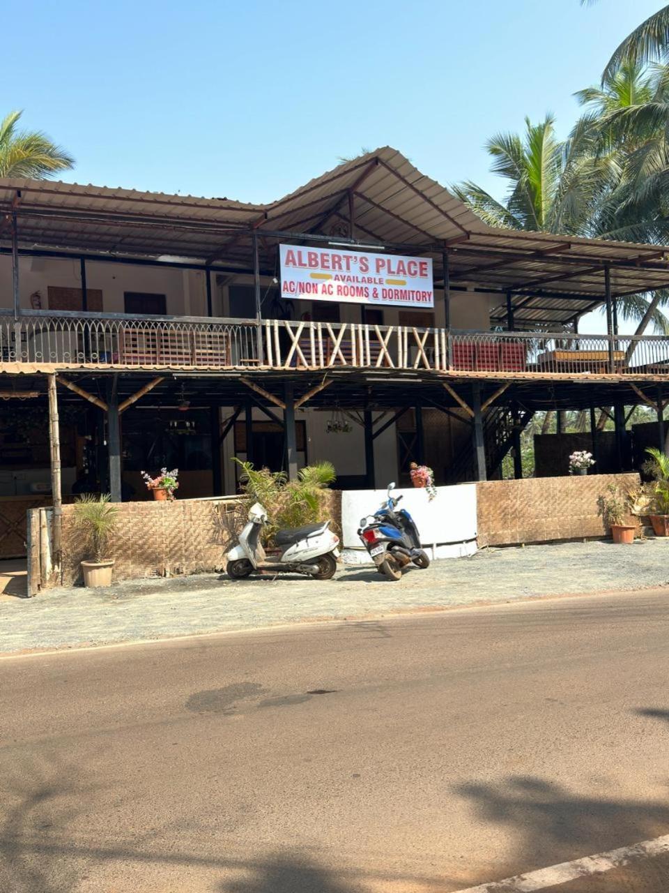 Albert'S Place Guest House Anjuna Exterior foto